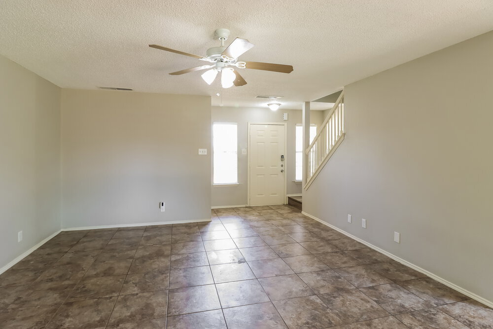 Building Photo - 4803 Glen Valley Dr