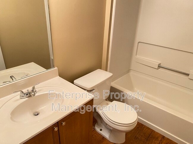 Building Photo - 7162 Charlton Way