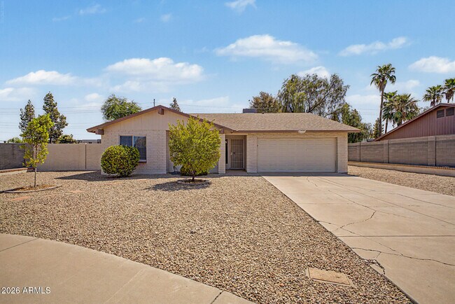 Building Photo - 17213 N 35th Dr