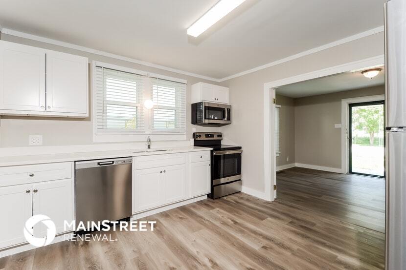 Building Photo - 607 Lindsay Ave