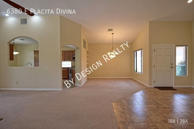 Building Photo - Las Ventanas 3 Bed 2 Bath - Close to Golf,...