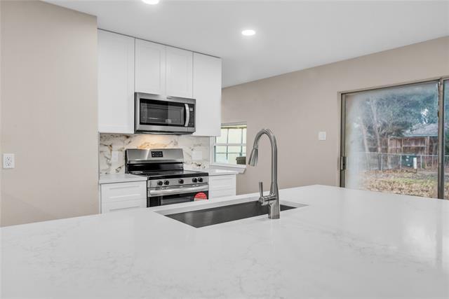 Building Photo - 1913 Fairfield Dr