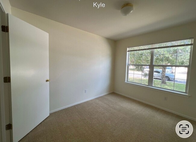 Building Photo - 940 Goldenrod St