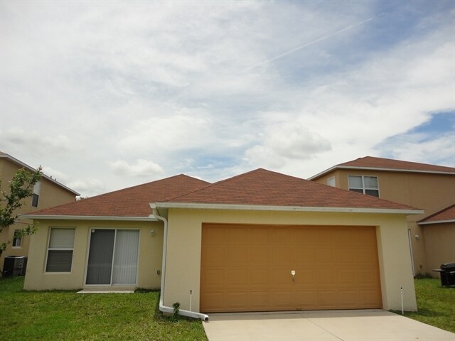 Building Photo - 13719 Phoenix Dr