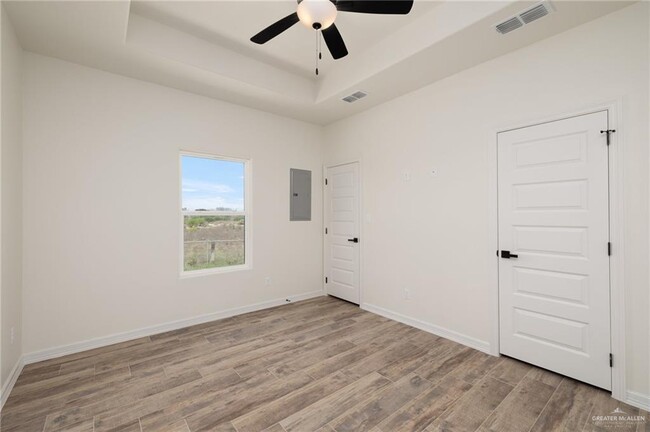 Building Photo - 3005 Rio Red Cir