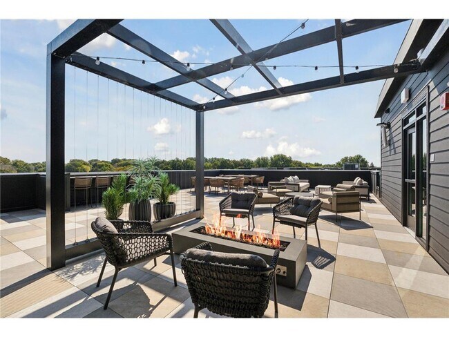 Building Photo - 7980 Rose St