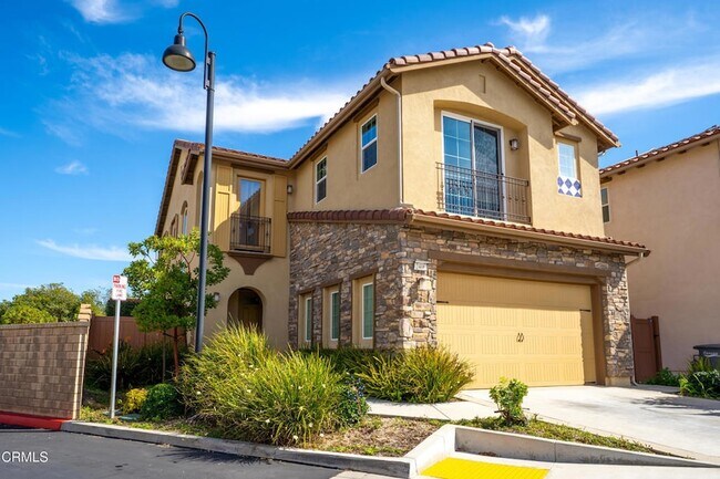 Building Photo - 2406 Nicklaus St