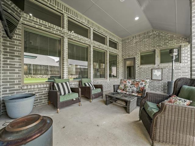Building Photo - 413 Coyote Creek Dr