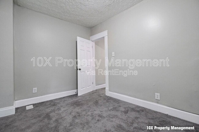 Building Photo - 1129 McAllister Ave