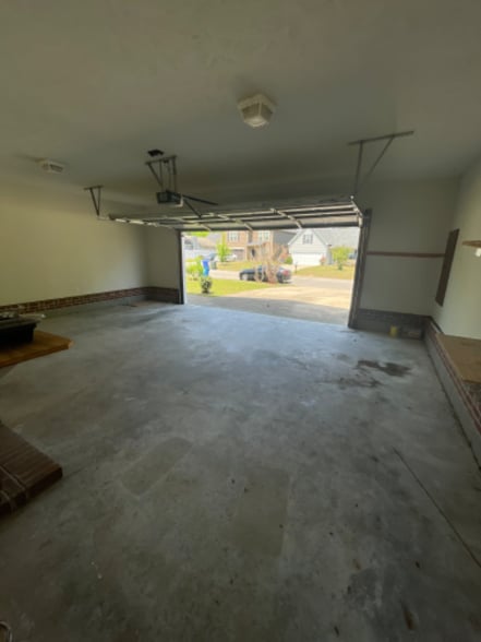 Building Photo - 7791 Cottonwood Ave