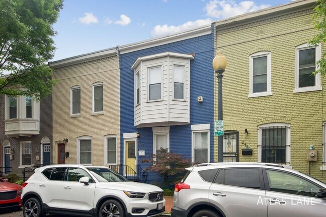 Building Photo - Waking Distance to Noma Metro Station and ...