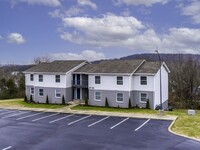 Building Photo - 2 Bedroom Apartment off Waldron Rd in Lave...