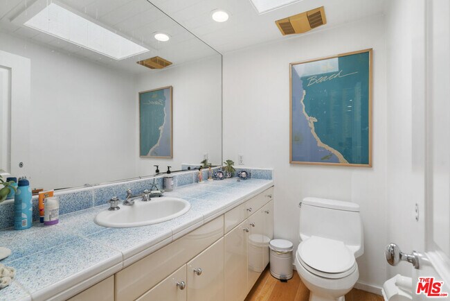 Building Photo - 11928 S Beach Club Way