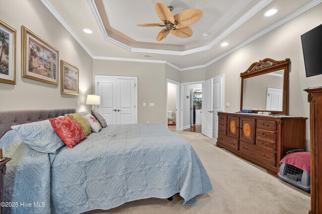 Building Photo - 3253 Gardenwood Dr