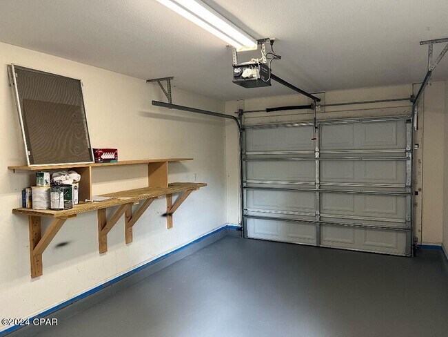 Building Photo - 1553 Mulberry Ave