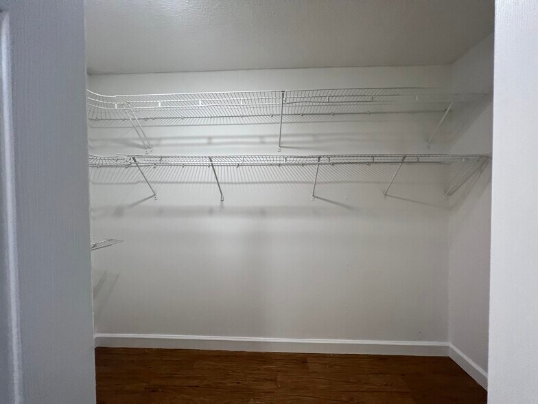 Building Photo - 701 SW 75th St