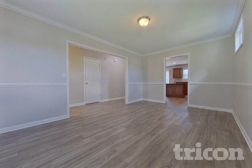 Building Photo - 16 Ashmore Pl