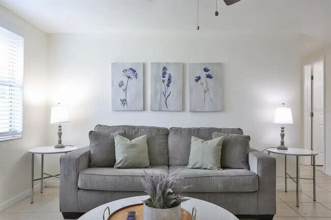 Building Photo - 5622 S Lockwood Ridge Rd