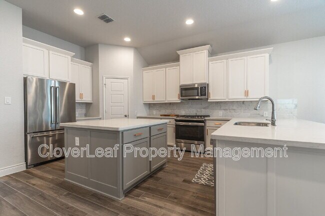 Building Photo - 1149 Cadogan Squire