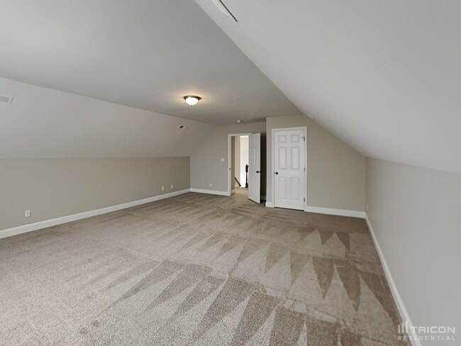 Building Photo - 254 Lagoda Dr