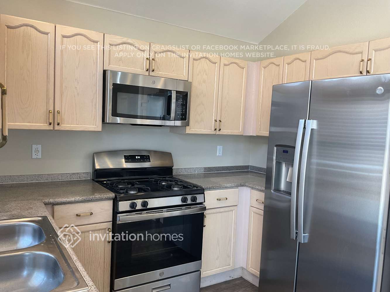 Building Photo - 9148 Sangria Ln
