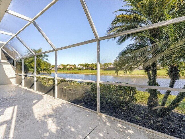 Building Photo - Turnkey 2-bedroom plus den villa, perfectly situated to capture stunning golf course and lake vie...