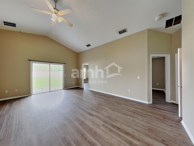 Building Photo - 227 Sikes Ct