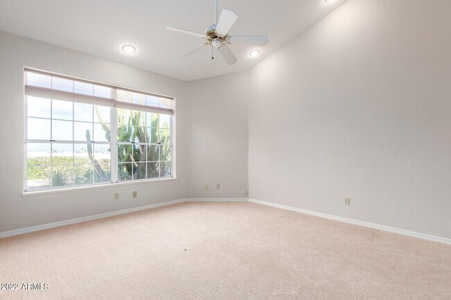 Building Photo - 15848 E Brodiea Dr