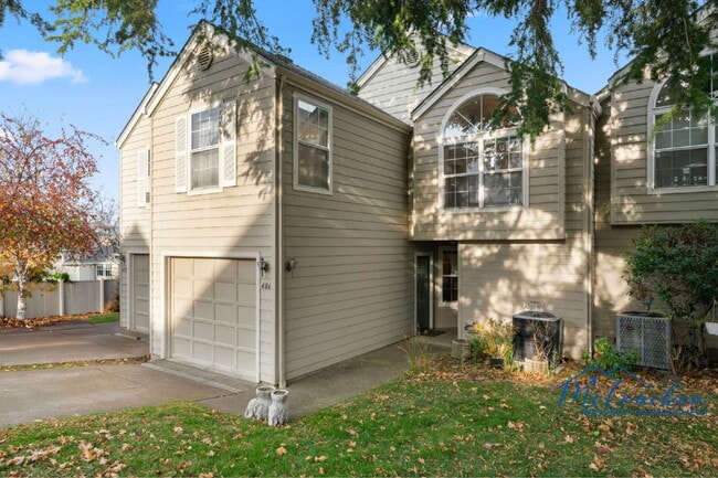 Building Photo - 486 Lori Ln