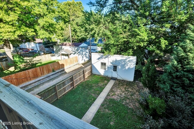 Building Photo - 1315 Highland Ave