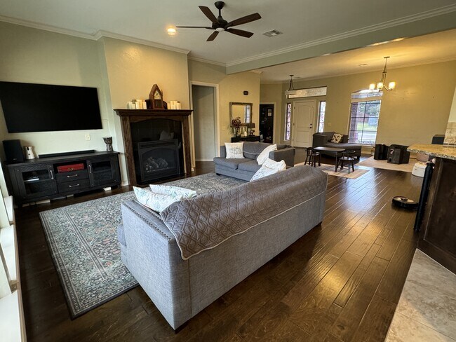 Building Photo - 2001 Mt Vernon Rd