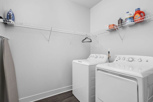 Building Photo - 8506 Westfield Blvd