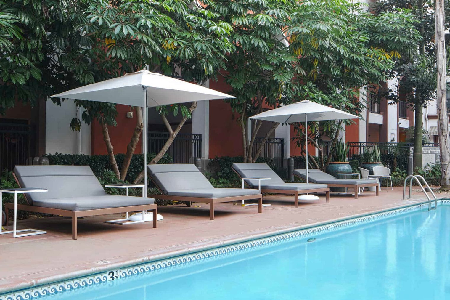 Building Photo - 7225 Crescent Prk W