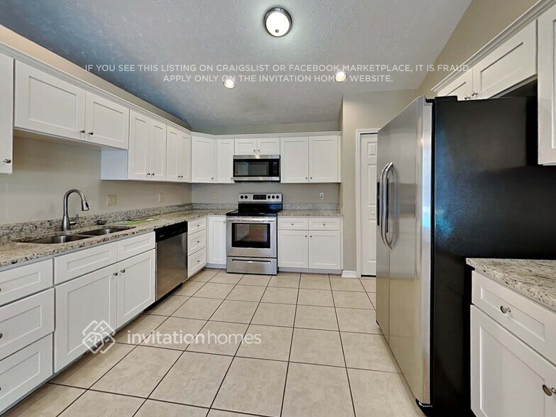 Building Photo - 906 Belle Timbre Ave