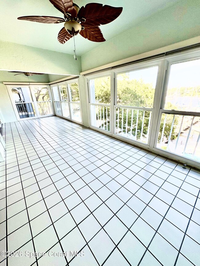 Building Photo - 905 N Harbor City Blvd