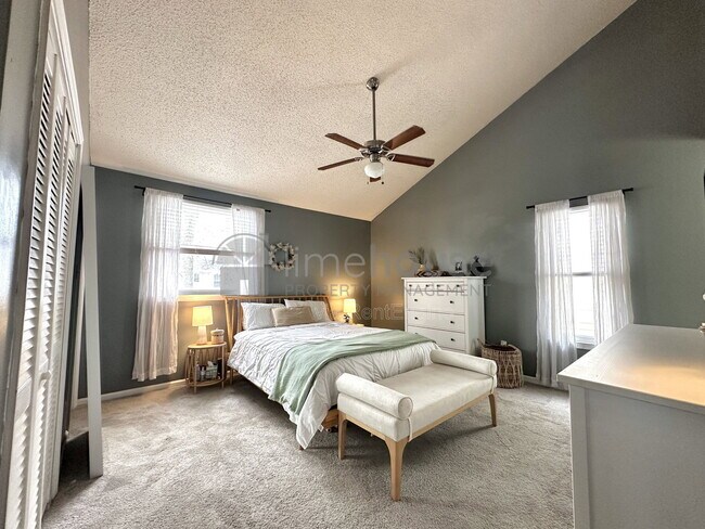 Building Photo - 828 23rd St