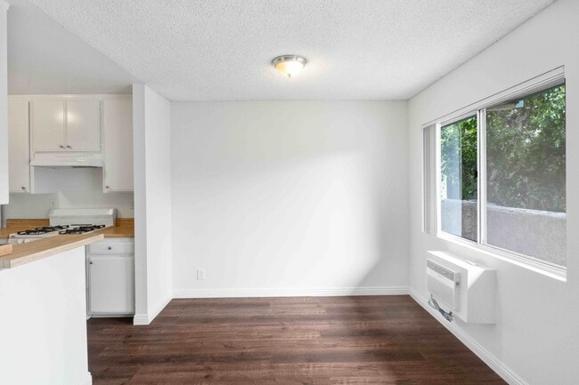 Building Photo - 3637 Glendon Ave