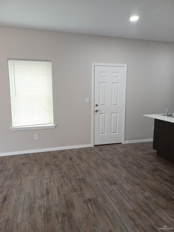 Building Photo - 11 E St