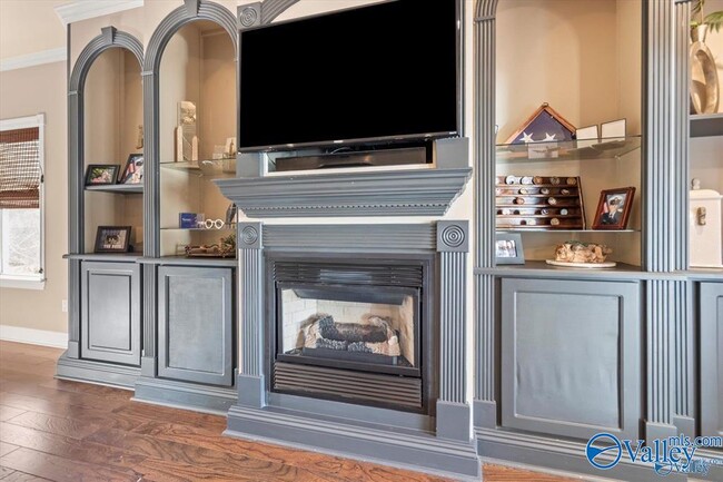Building Photo - 5522 Cedar Mill Dr