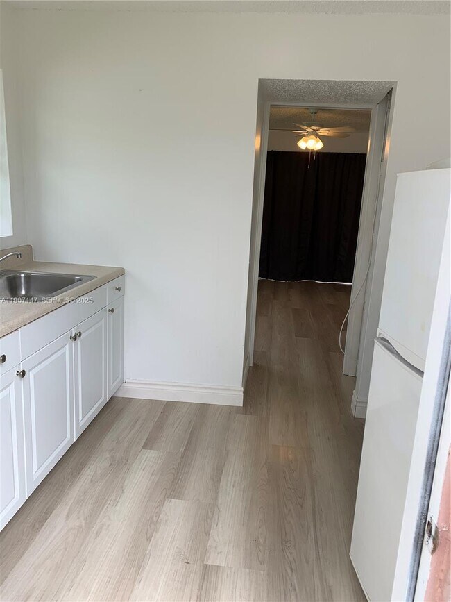 Building Photo - 10040 SW 198th St