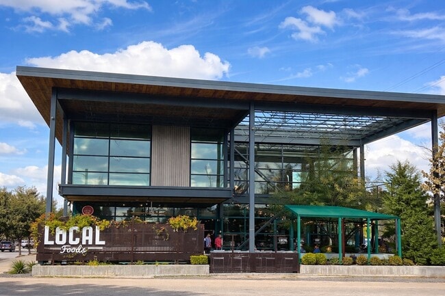 Building Photo - 516 Heights Blvd