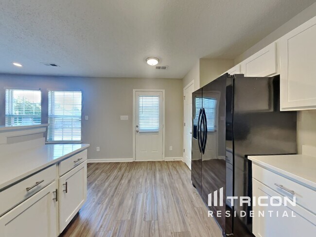 Building Photo - 3622 Evanston Way