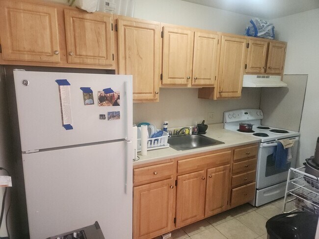 Building Photo - 20 Armington St