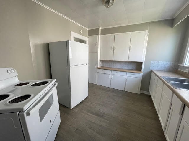 Building Photo - 144 W Broadway St