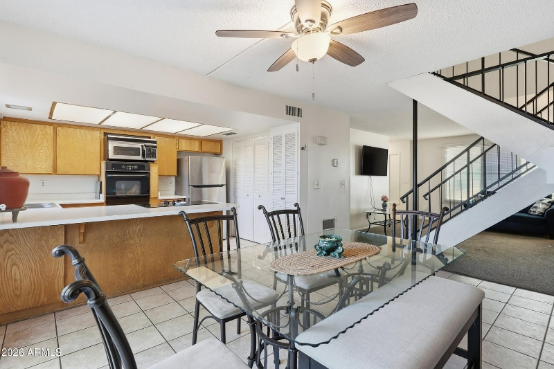 Building Photo - 3701 S Mill Ave