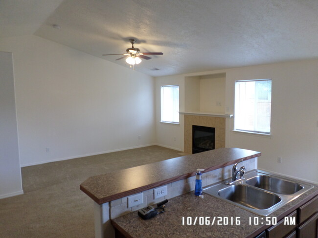 Building Photo - Beautiful NE Albany 3 Bedroom Home