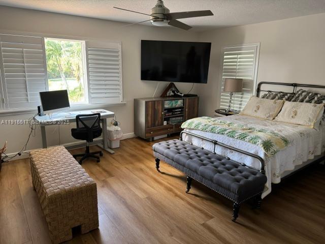 Building Photo - 352 King Fisher Dr