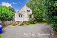 Building Photo - 1552 Great Falls St