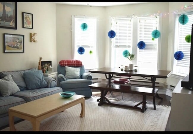 Building Photo - 3823 N Greenview Ave