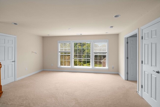 Building Photo - 217 Conservatory Drive